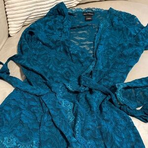 Xhilaration Teal Lace Robe